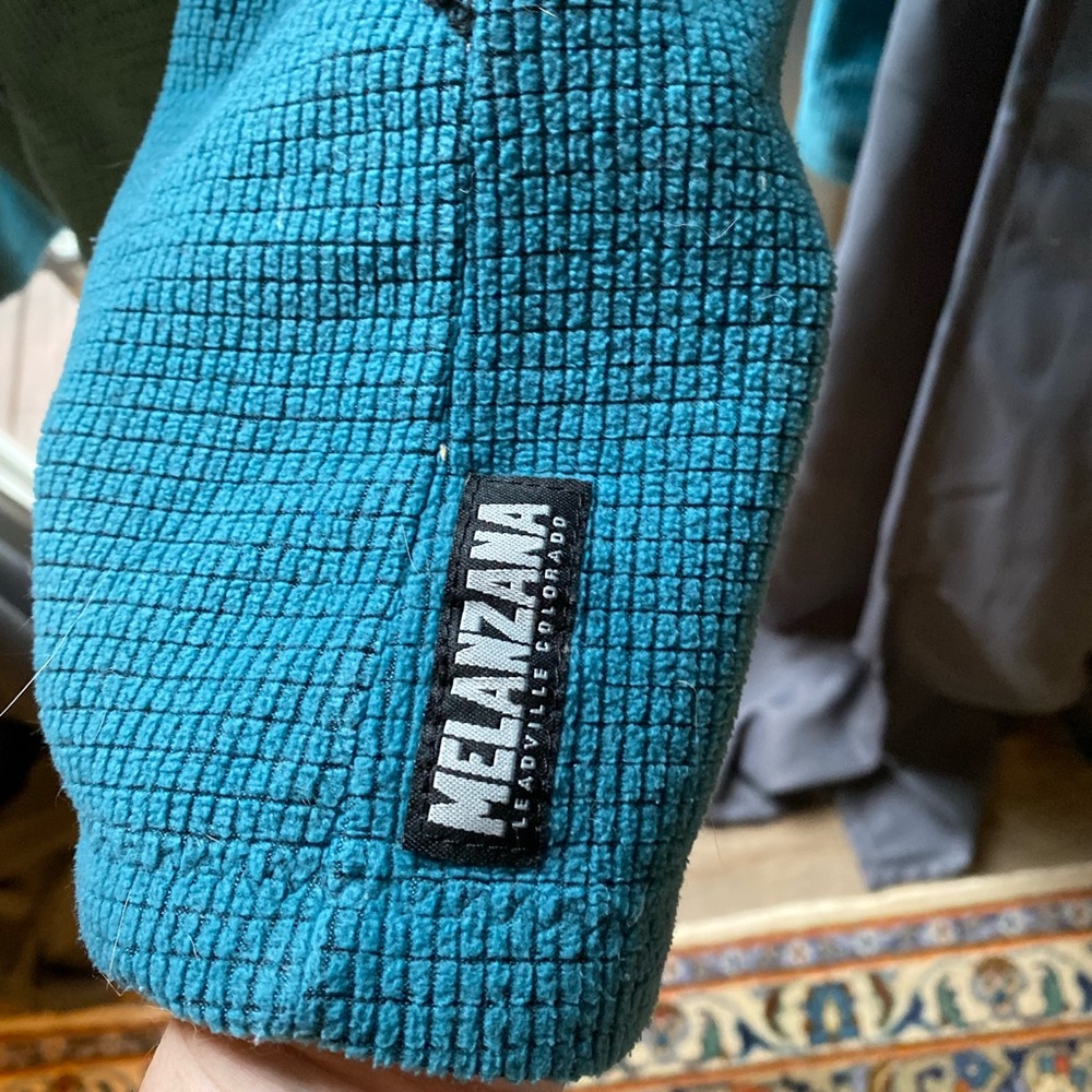 Melanzana womens XL used but in excellent condition - color Glacier